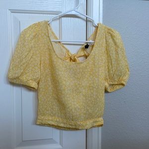 H&M Yellow Short Sleeve Summery Top